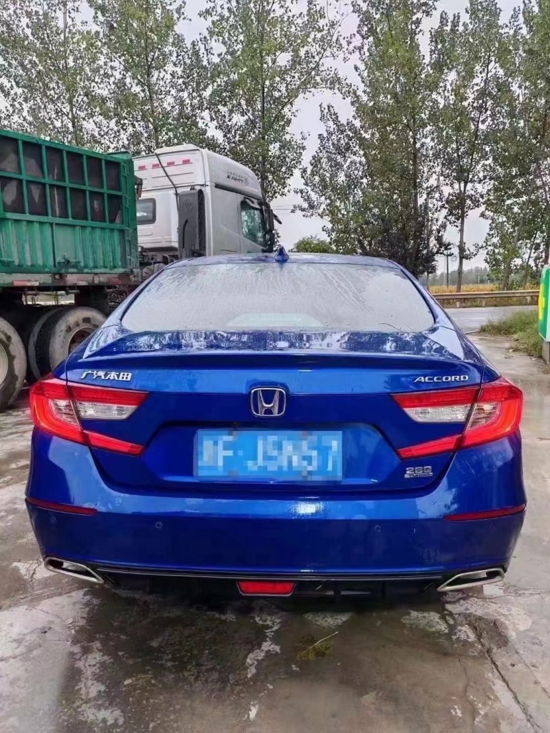 菏泽18年本田雅阁3