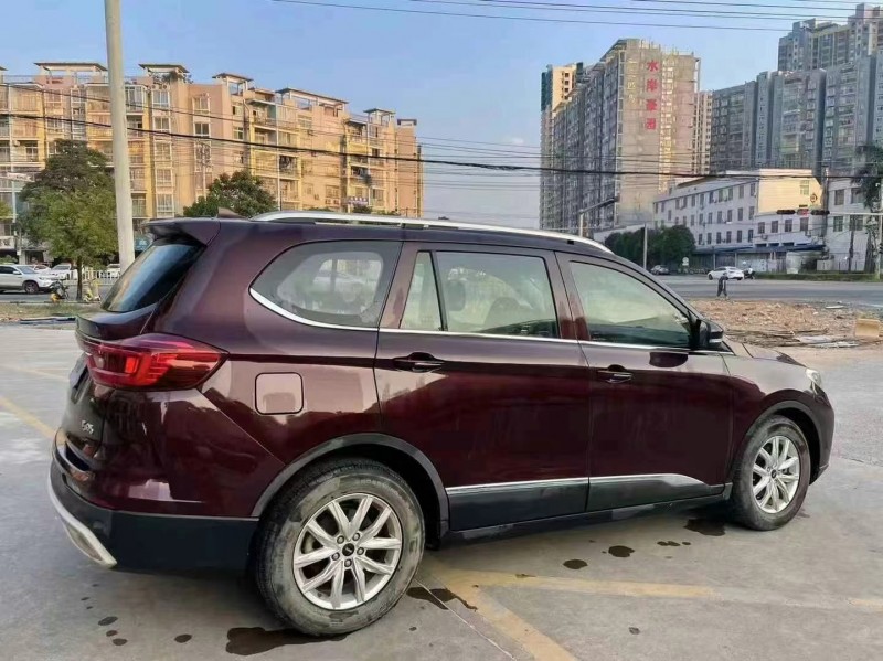 欽州21年SWM斯威汽車G054