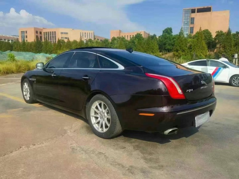 岳陽13年捷豹XJL6