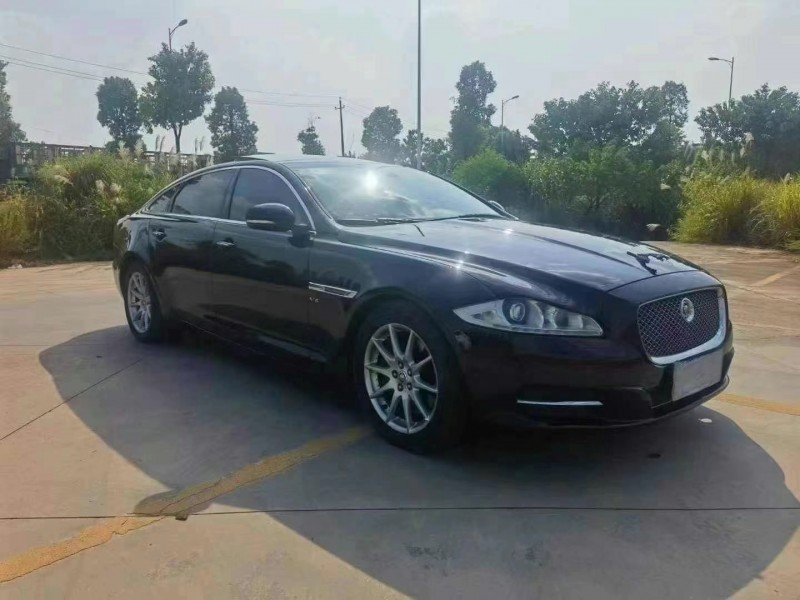 岳陽13年捷豹XJL8