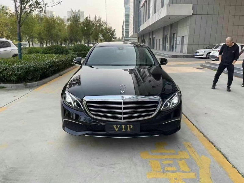 泰安19年奔驰E1