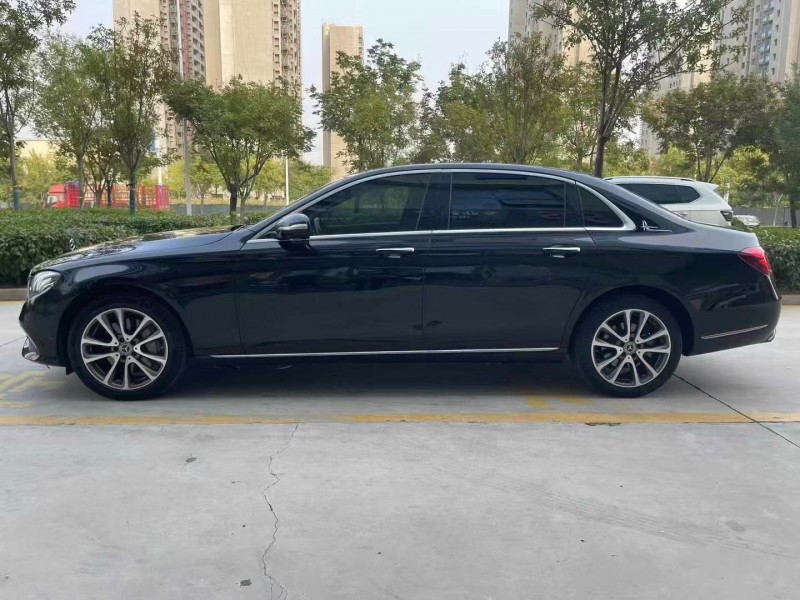 泰安19年奔驰E5