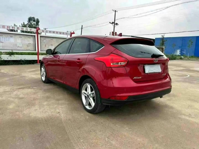 徐州20年福特福克斯5