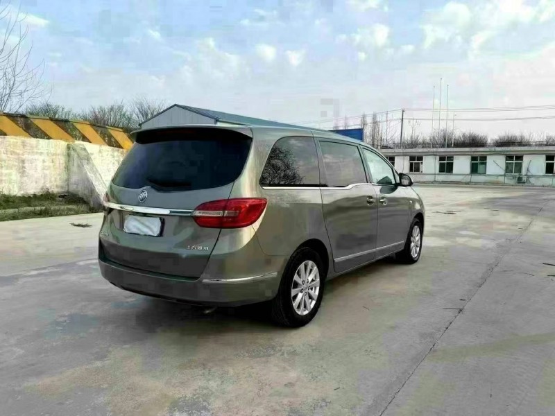 徐州19年别克GL84