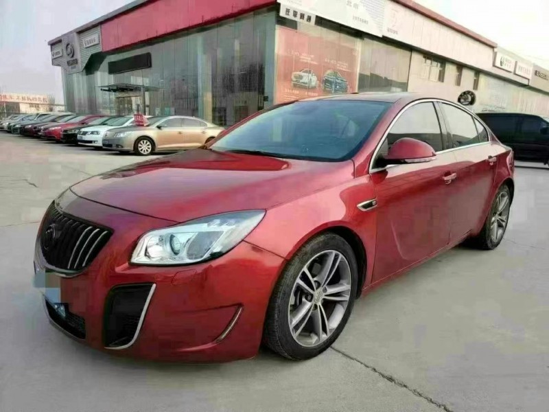 青岛12年别克君威2