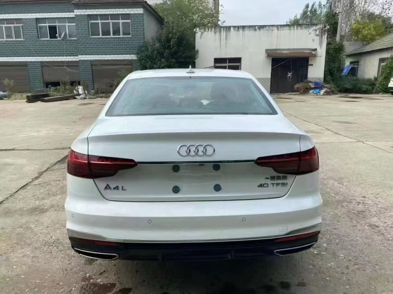 襄陽23年奧迪A4L9