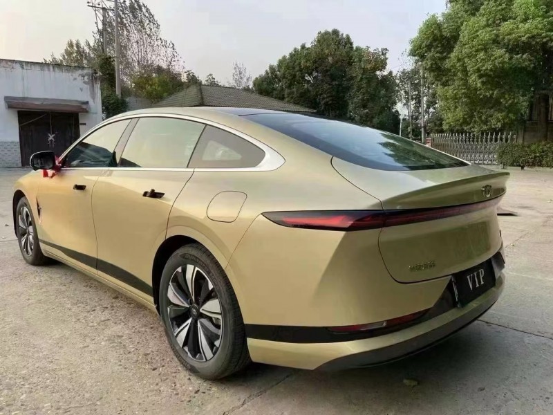 襄陽24年長安汽車啟源8