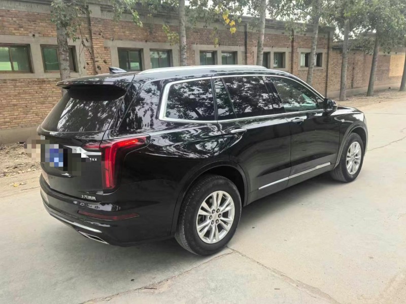 保定21年凯迪拉克XT67