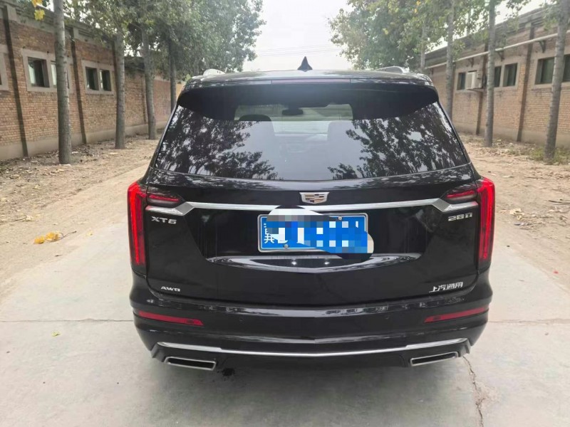 保定21年凯迪拉克XT69