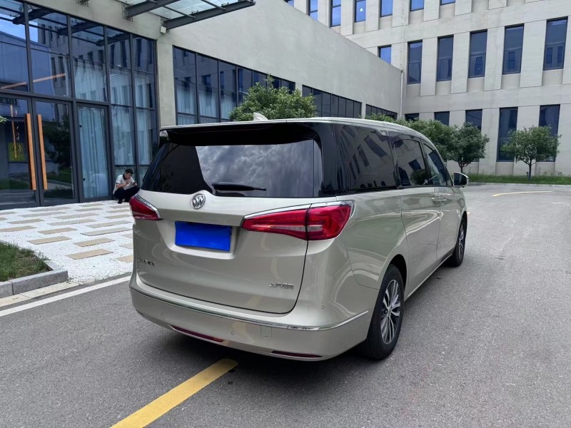 徐州18年别克GL87