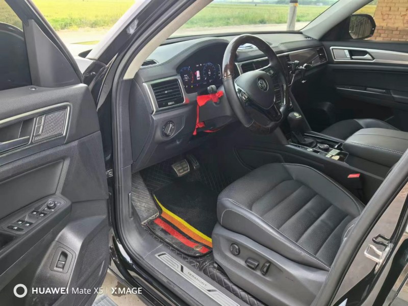 保定21年大众途昂8