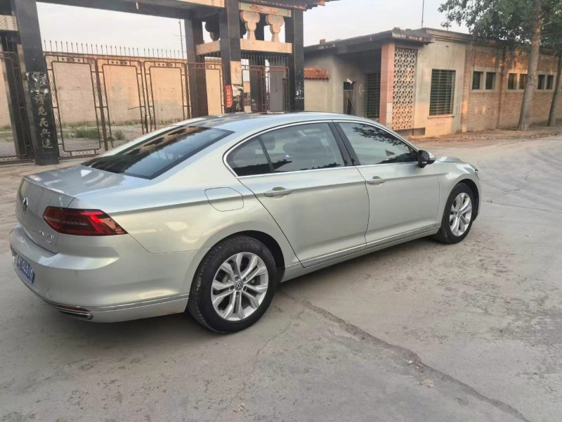 保定17年大众迈腾5