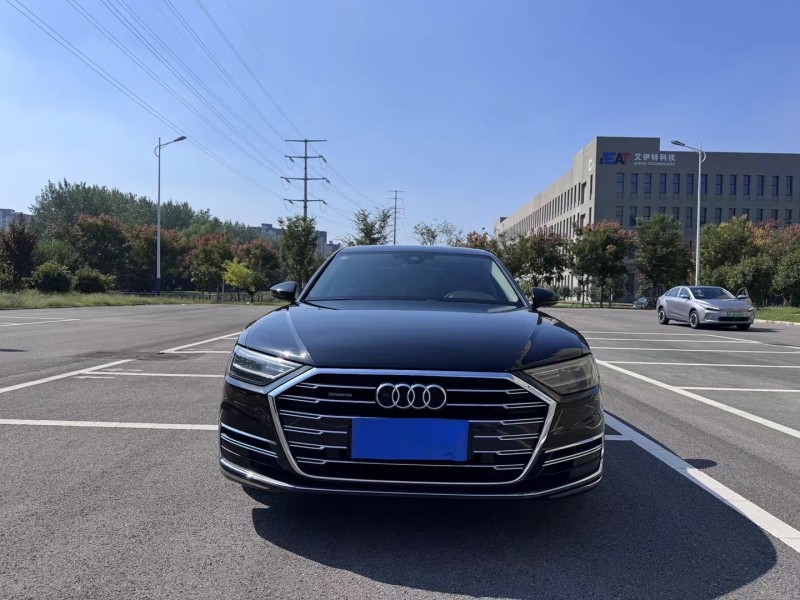 徐州19年奥迪A8L1