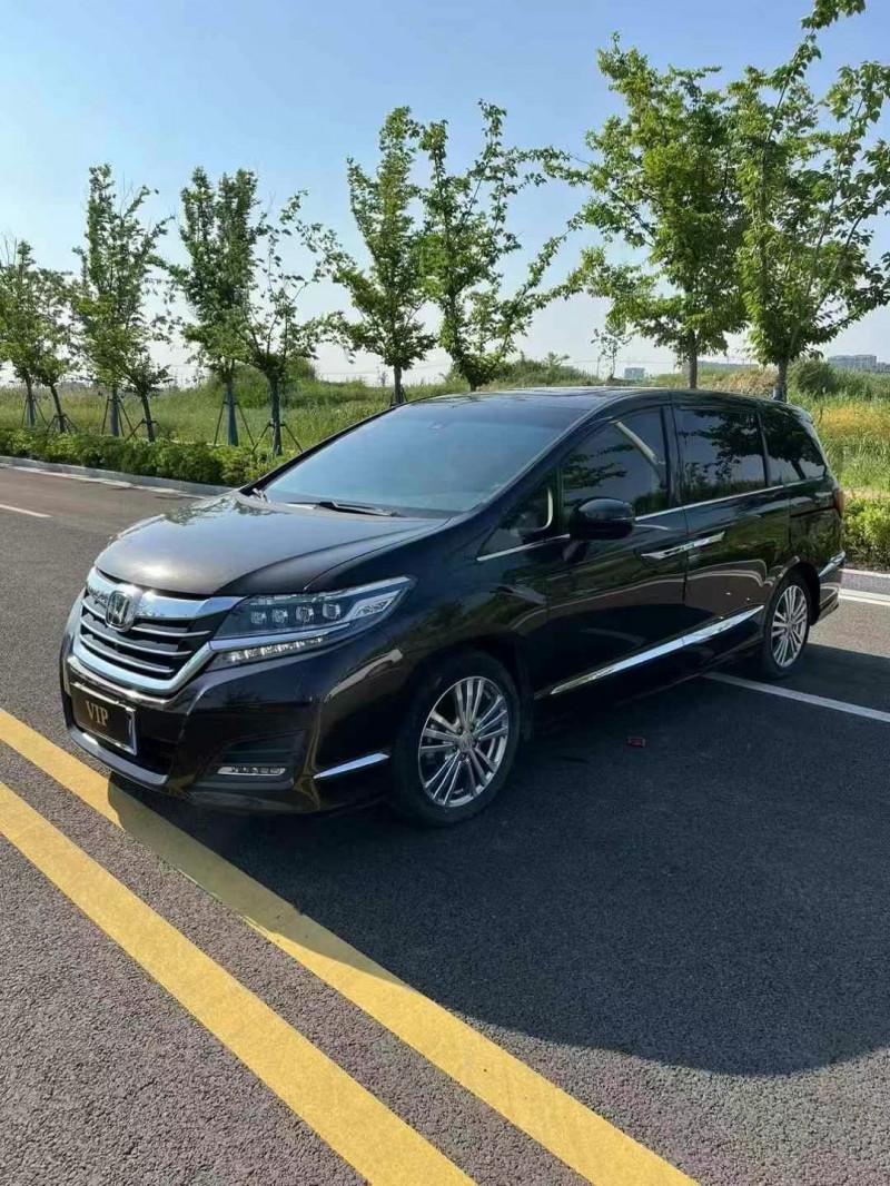 徐州18年本田艾力绅2