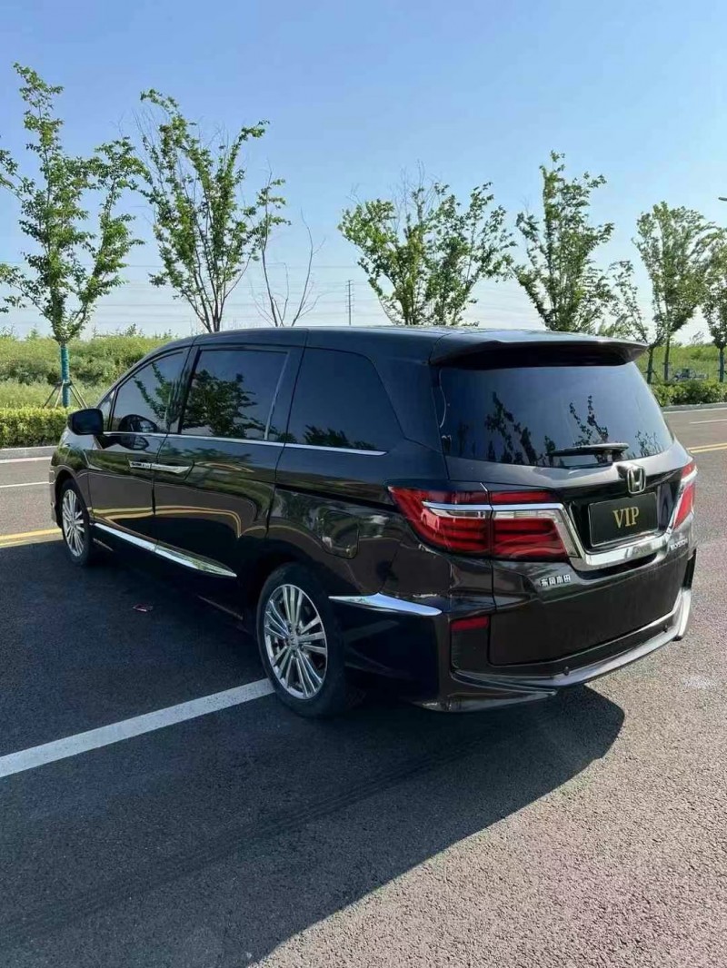 徐州18年本田艾力绅7