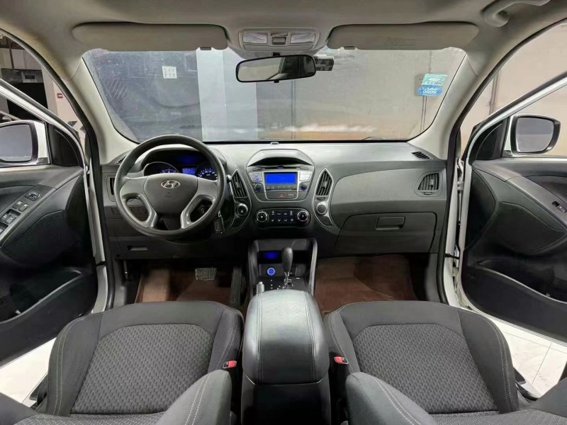 成都17年现代ix354