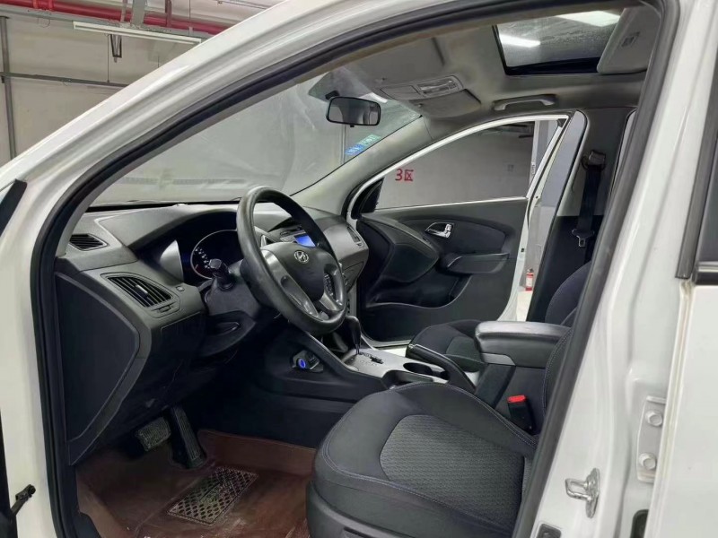 成都17年现代ix356