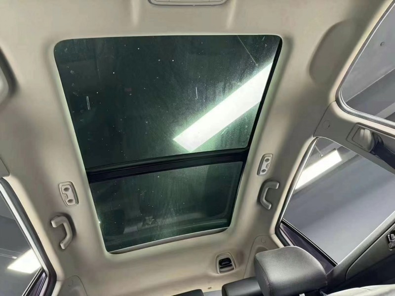 成都17年长安汽车CS756