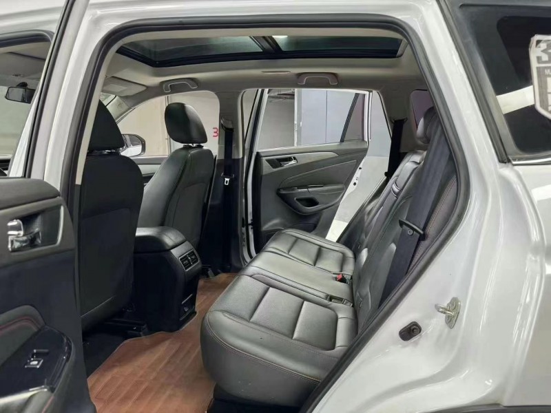 成都17年长安汽车CS759