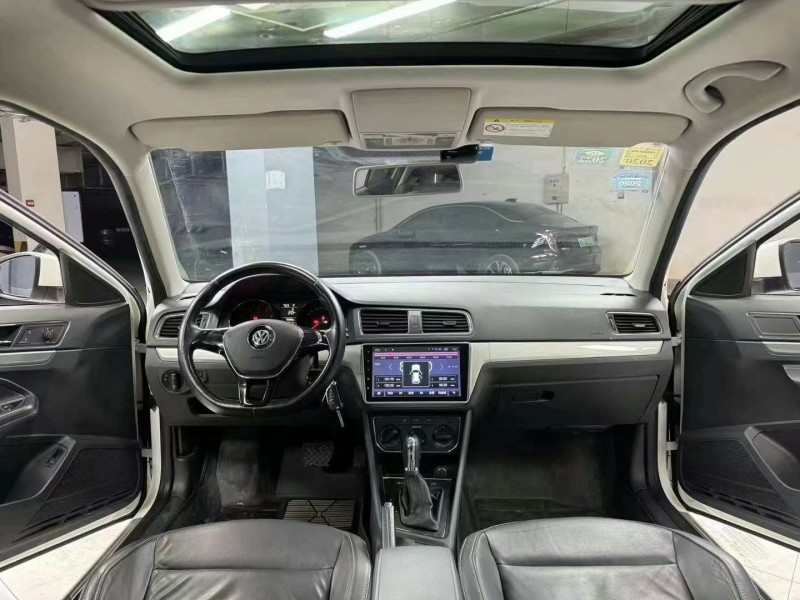 成都16年大众朗逸6