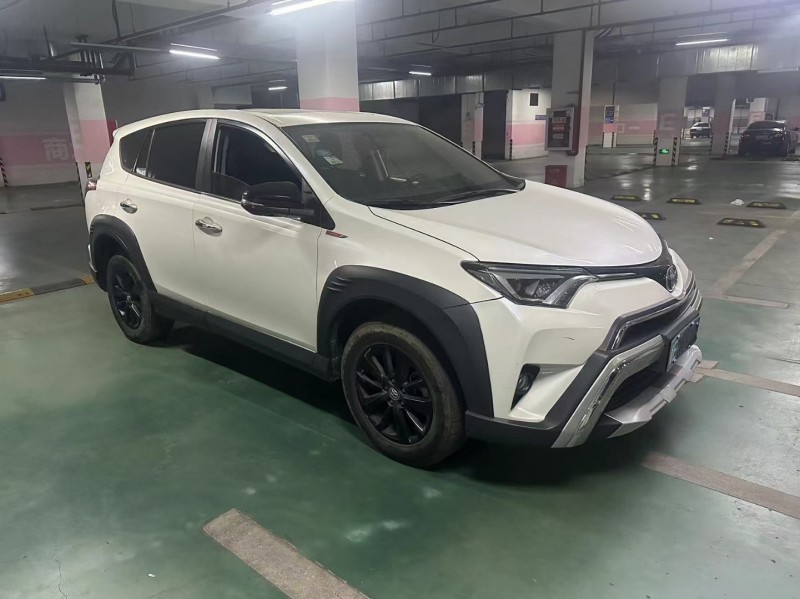 蘇州19年豐田RAV42