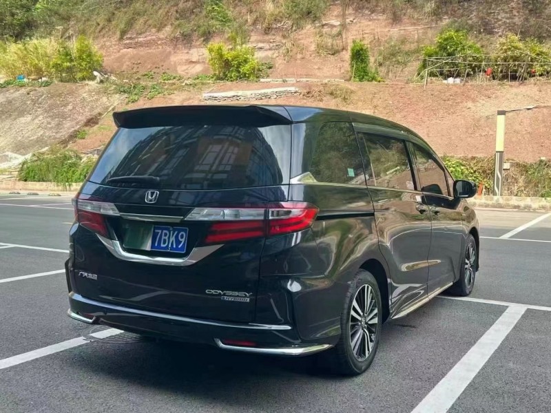 济宁19年本田奥德赛8