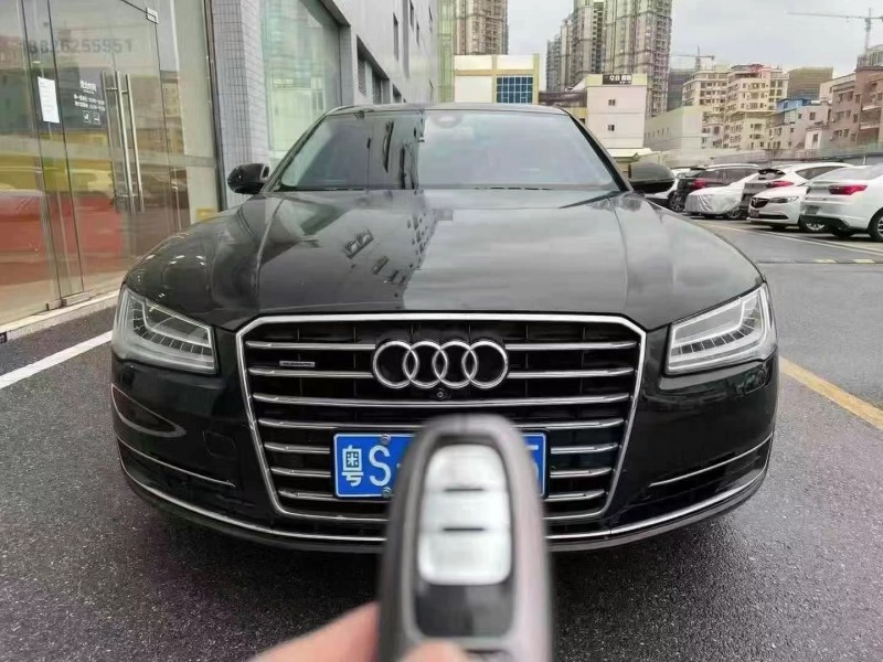 广州17年奥迪A8L1