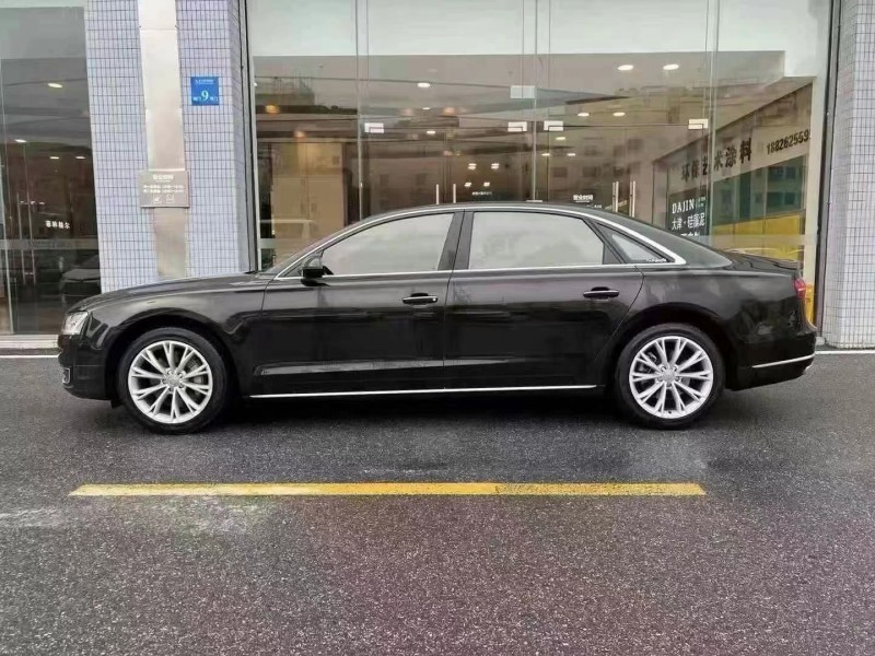 广州17年奥迪A8L8