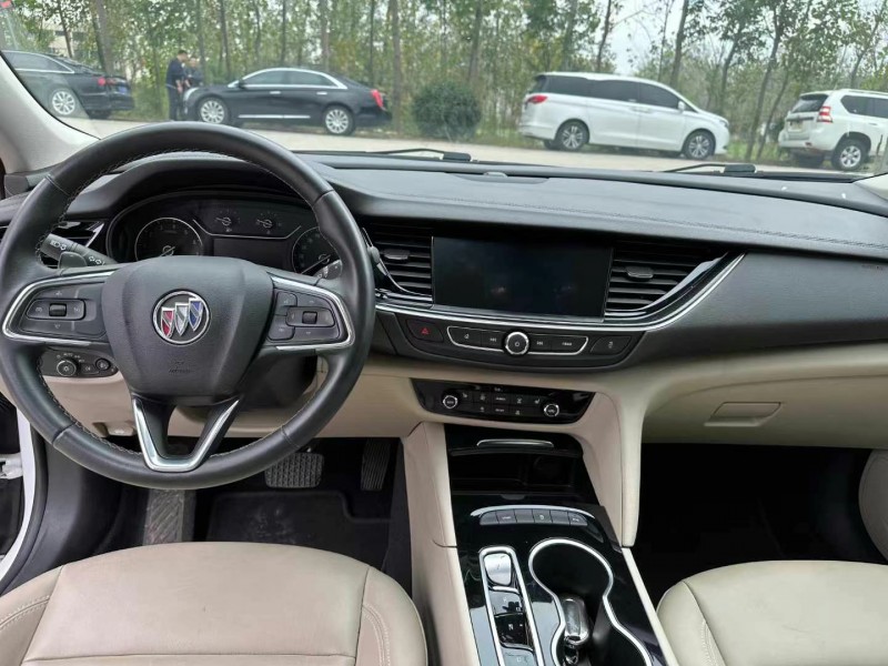 徐州20年别克君威4