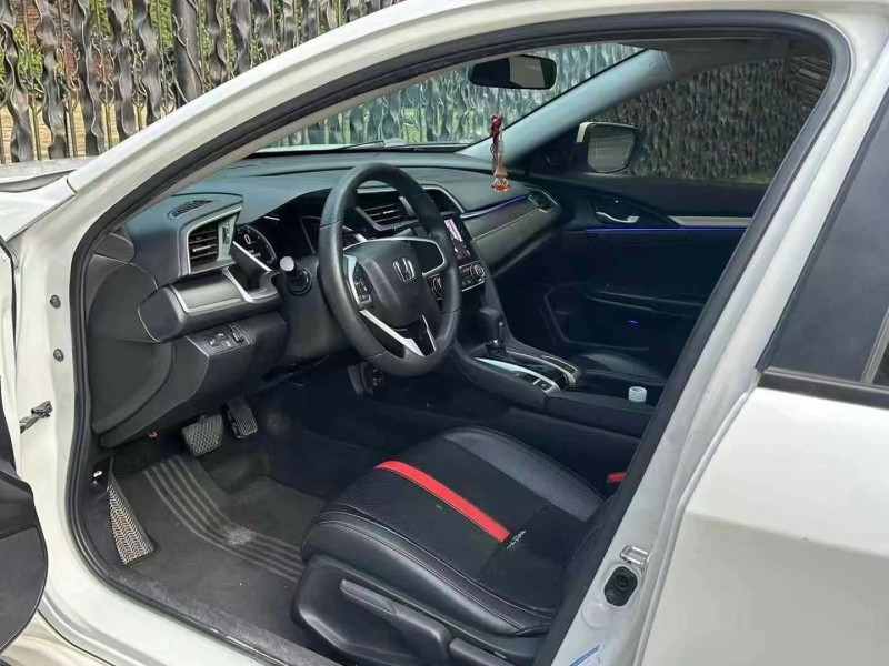 广州18年本田思域6