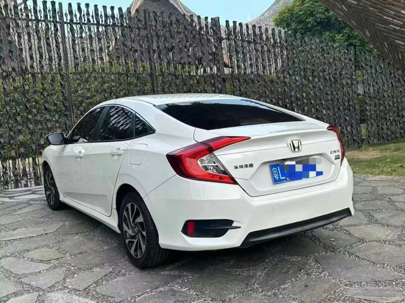 广州18年本田思域8