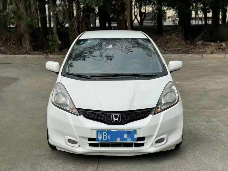 广州14年本田飞度1