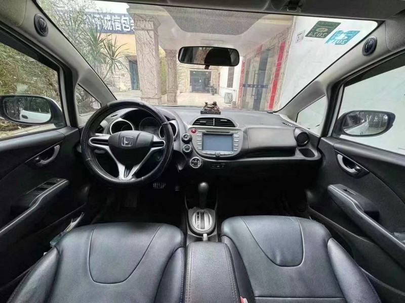 广州14年本田飞度3