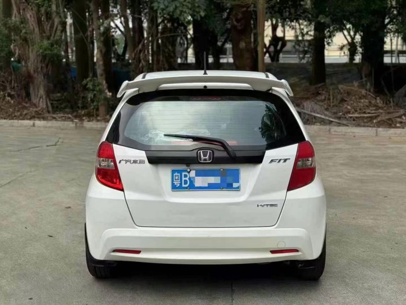 广州14年本田飞度8