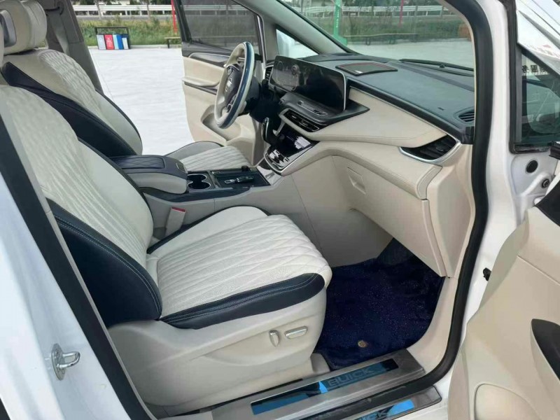 徐州21年别克GL86