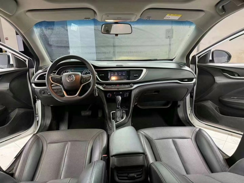 成都22年别克英朗7