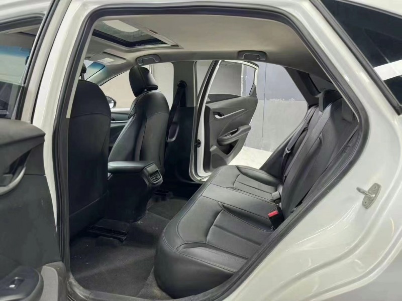 成都22年别克英朗8