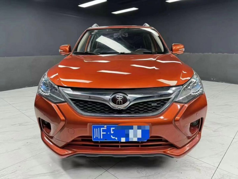 成都17年比亚迪宋1