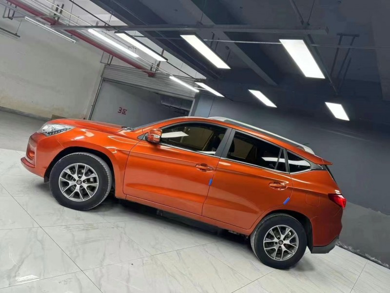 成都17年比亚迪宋3