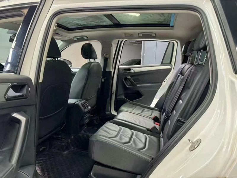 成都20年大众途观L8