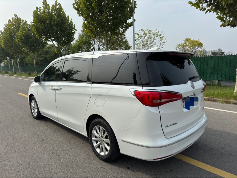 盐城17年别克GL85