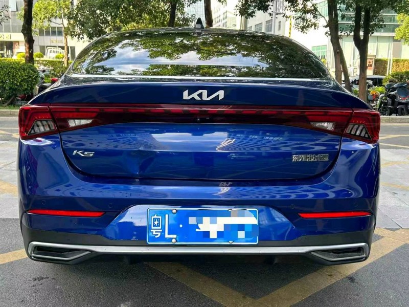 深圳22年起亞K58