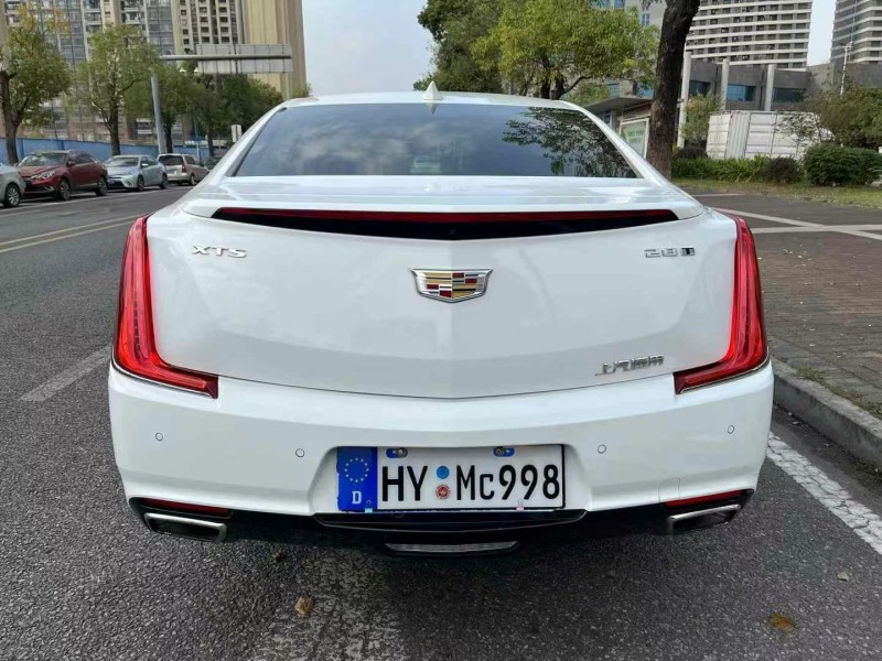 东莞18年凯迪拉克XTS9