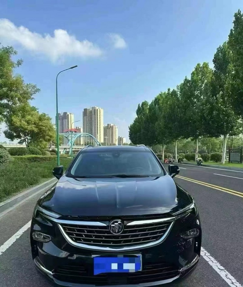 济宁21年别克昂科旗1