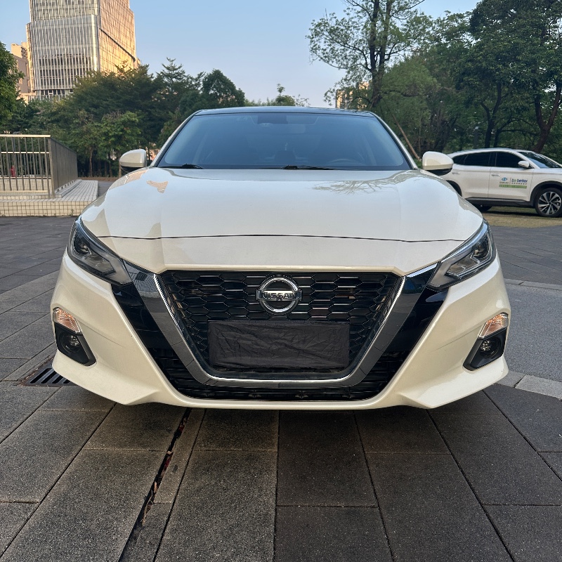 广州22年日产天籁1