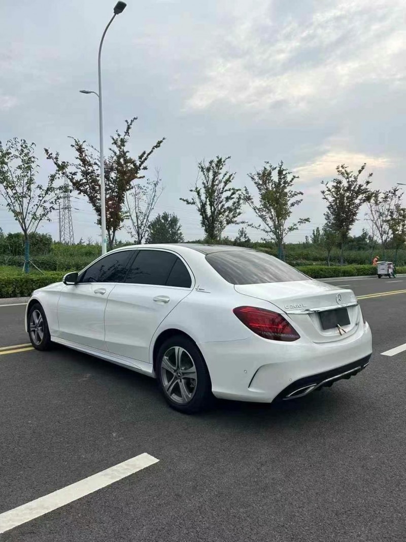 徐州19年奔驰C8