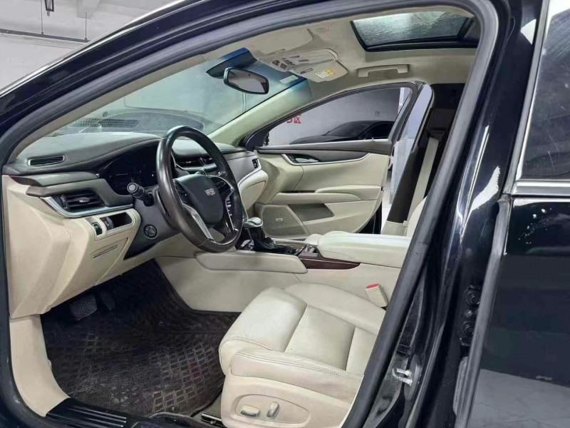 成都17年凯迪拉克XTS7