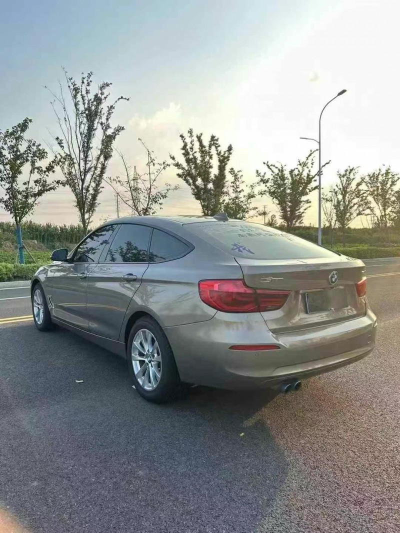 徐州17年宝马3系GT7
