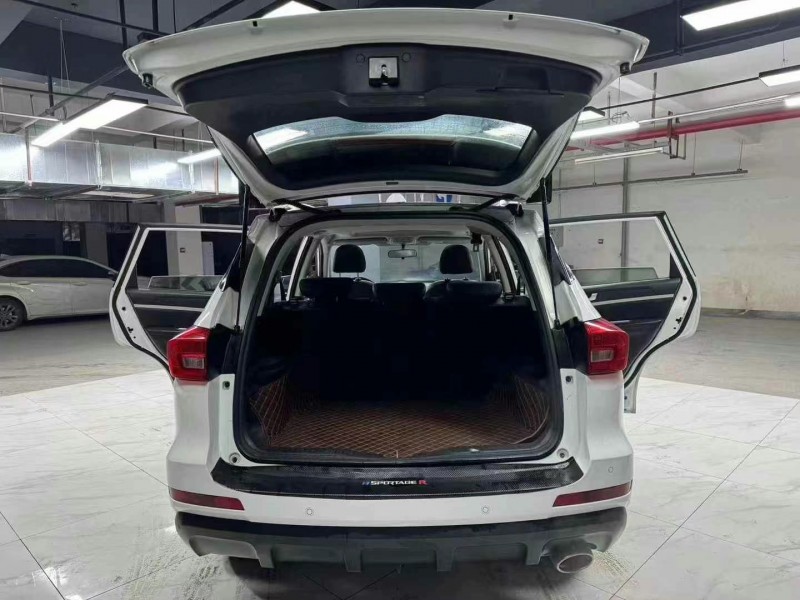 成都19年哈弗M67