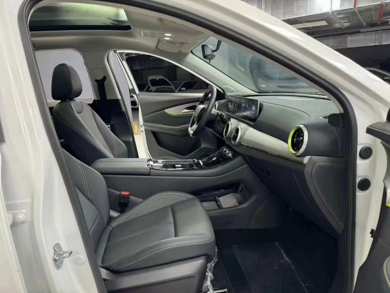 成都24年东风雷霆6